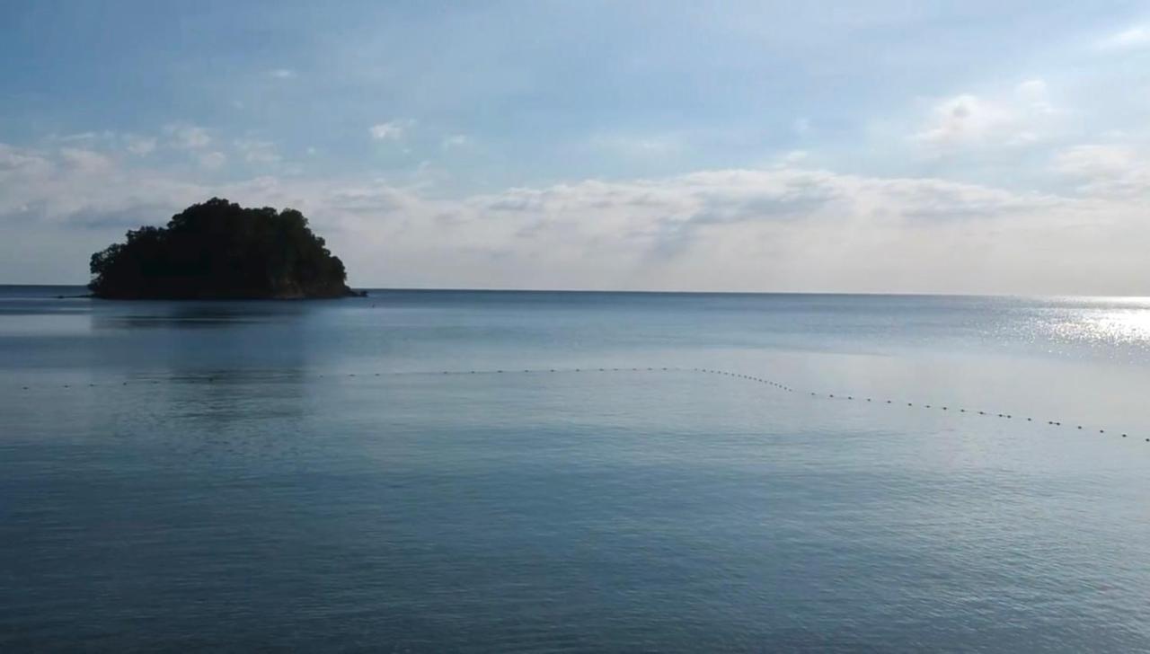 Playa La Caleta Bataan Hotel Morong  Kültér fotó