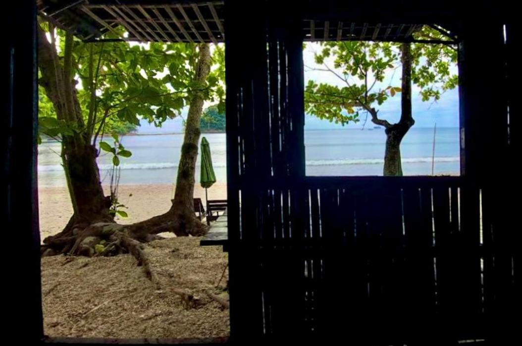 Playa La Caleta Bataan Hotel Morong  Kültér fotó